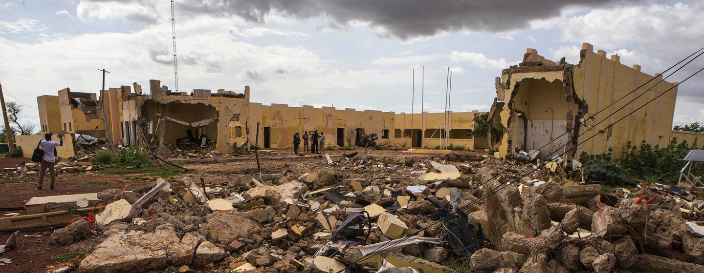 A sede da Força G5 Sahel foi destruída por um ataque terrorista em 2018 em Mopti, Mali.