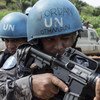联合国中非共和国多层面综合稳定团的约旦建制警察在执行任务。 