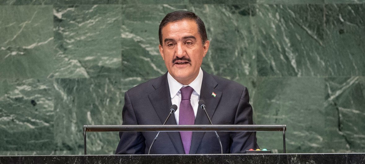 Махмадамин Махмадаминов, Постоянный представитель Таджикистана в ООН, выступает в Генассамблее ООН.