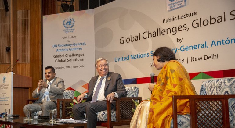10月2日，联合国秘书长古特雷斯在位于新德里的印度人居中心（India Habitat Centre）向青年群体发表题为“全球挑战与全球解决方案”的讲话。