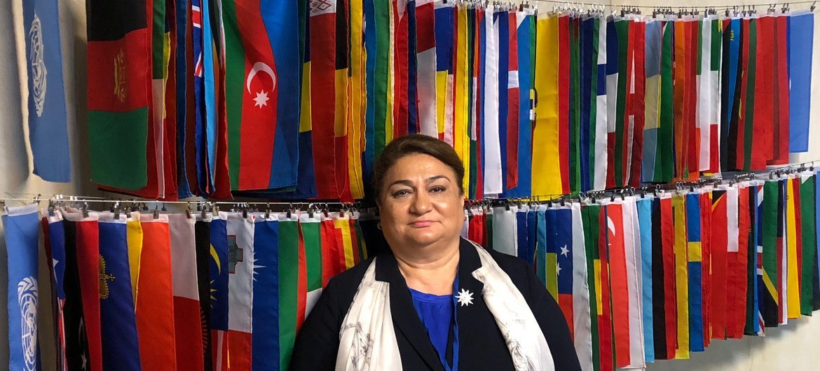 Хиджран Гусейнова возглавляет Государственный комитет Азербайджана по делам семьи, женщин и детей