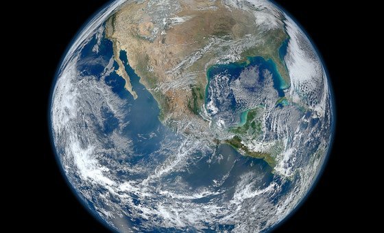 La Tierra, una imagen creada a partir de fotografías tomadas por el satélite Suomi NPP.