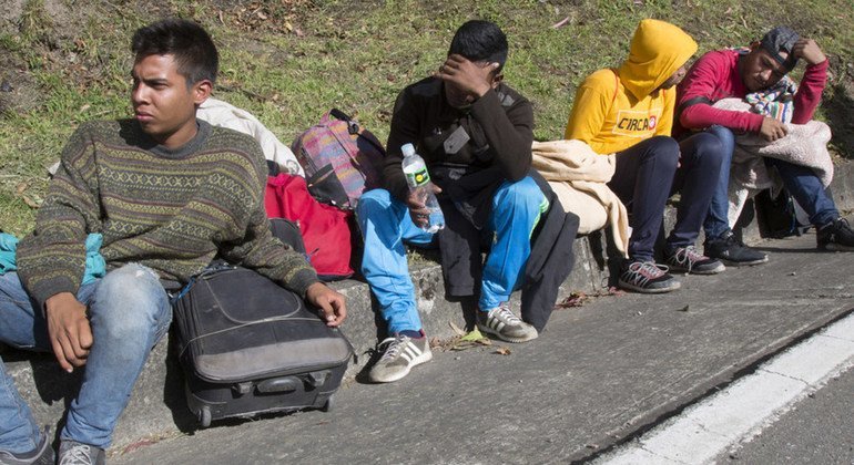 Migrantes en América Latina, donde un tercio de la población vive en la pobreza.