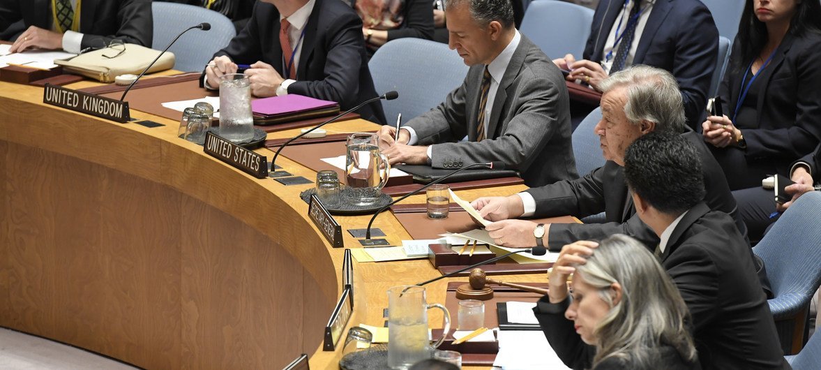 الأمين العام للأمم المتحدة أنطونيو غوتيريش أثناء إلقاء كلمته أمام مجلس الأمن