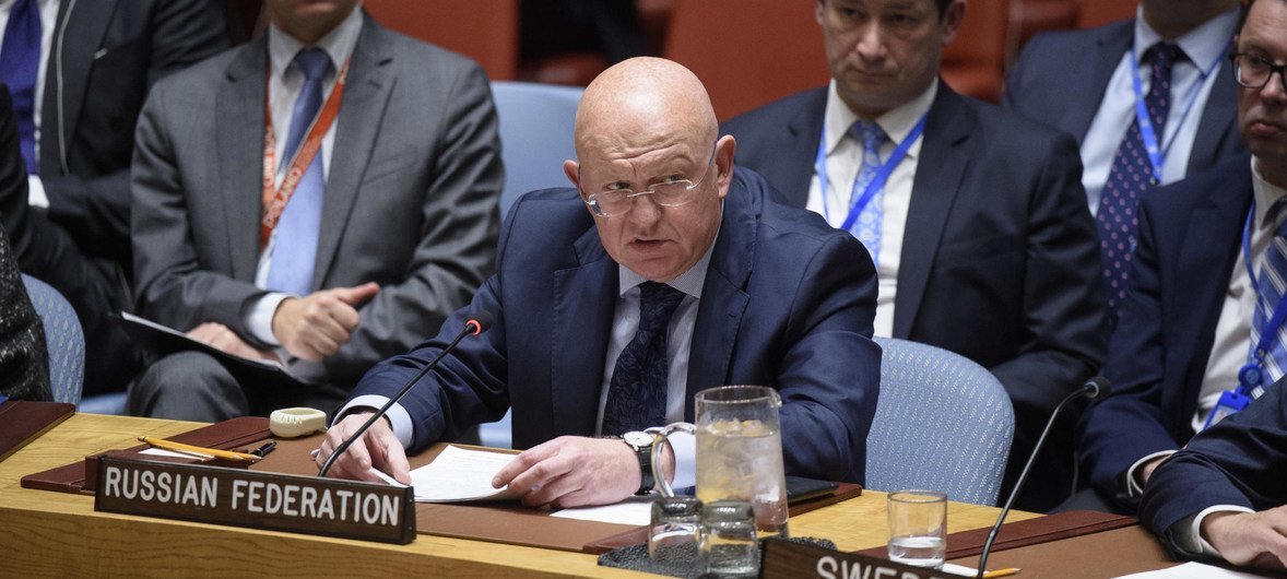 Постоянный представитель России при ООН В.Небензя на заседании Совета Безопасности.  