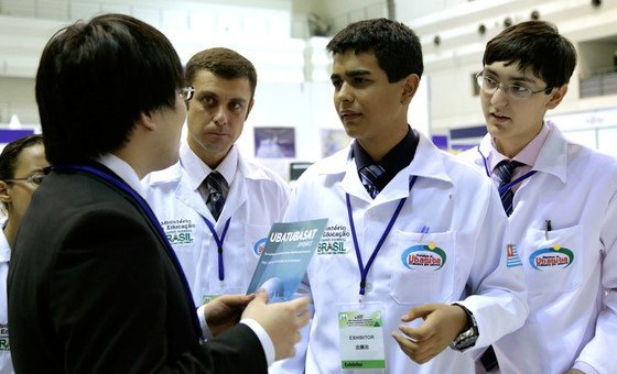 Como parte do projeto, Os estudantes chegaram a participar do maior congresso aeroespacial do Japão