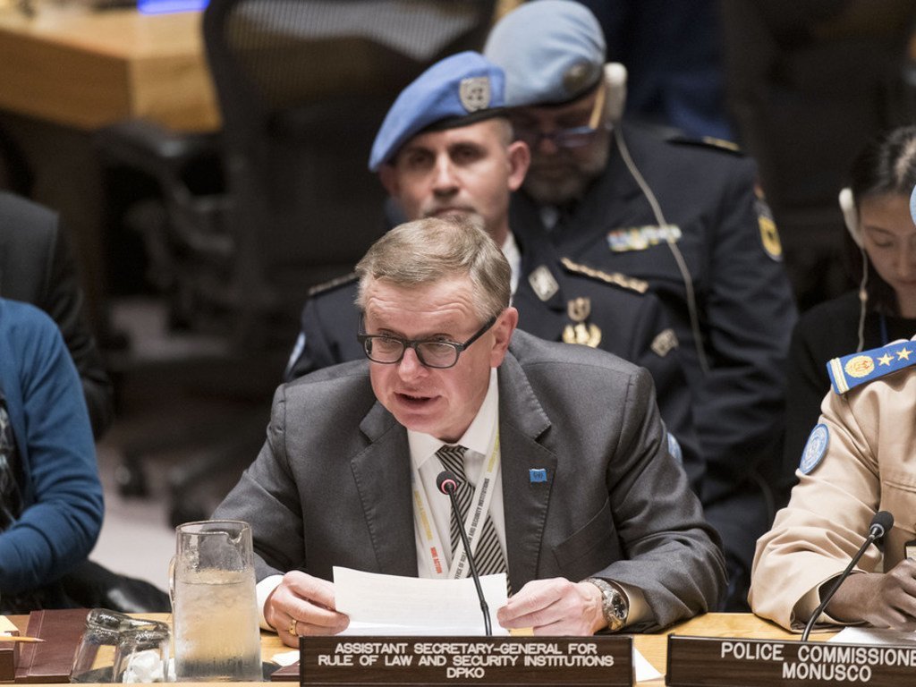联合国维持和平行动部负责法治和安全机构事务的助理秘书祖耶夫。（资料图片）