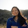 La demócrata de Nuevo México Deb Haaland , una de las primeras mujeres nativas americanas en ganar asientos en la Cámara Representantes de los Estados Unidos.