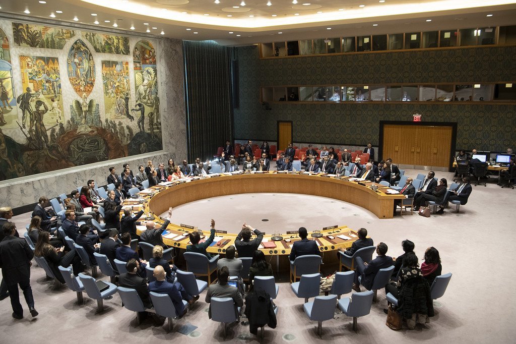 أعضاء مجلس الأمن يصوتون على قرار رفع العقوبات المفروضة على إريتريا. 14 نوفمبر 2018.