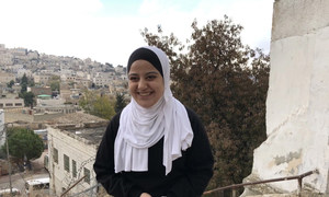 وعد، 14 عاما، طالبة في مدرسة قرطبة بالمنطقة العسكرية الإسرائيلية المغلقة في منطقة H2 في مدينة الخليل بالضفة الغربية.