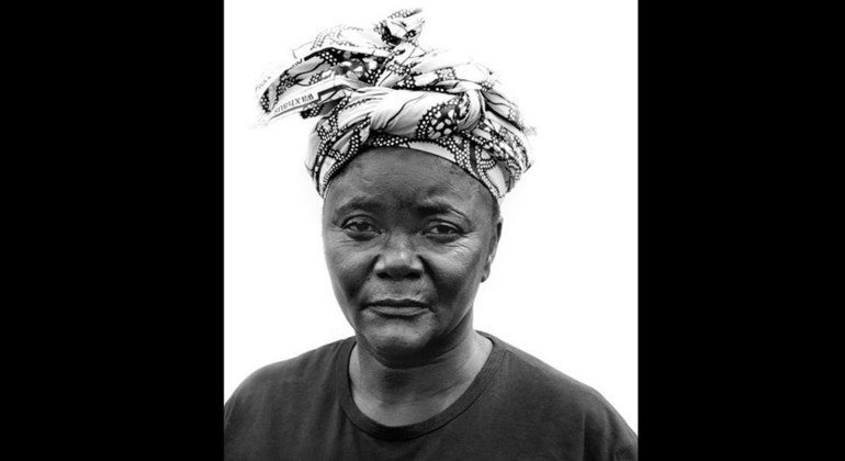 Rose Lusanda na série de retratos revelam o poder e a dor de mulheres congolesas exiladas em Angola