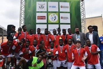 O time vencedor é formado por jogadores de países como Síria, Nigéria, Angola, Togo, Guiné-Bissau e República Democrática do Congo.