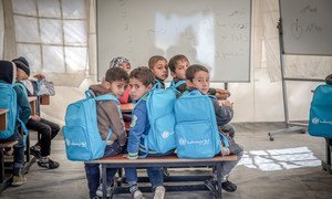 Unicef, promove a campanha #goblue para sensibilizar para a importância de todas as crianças terem acesso a educação 