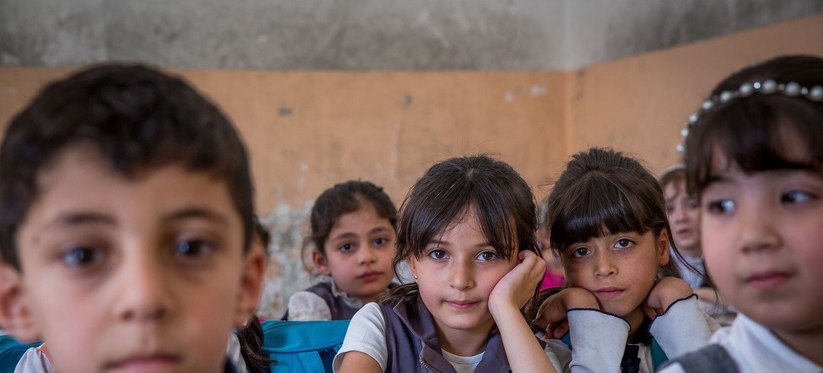 "العودة إلى المدرسة يبدوا وكأنه حلم"، أبرار (11 عاما) من الموصل 