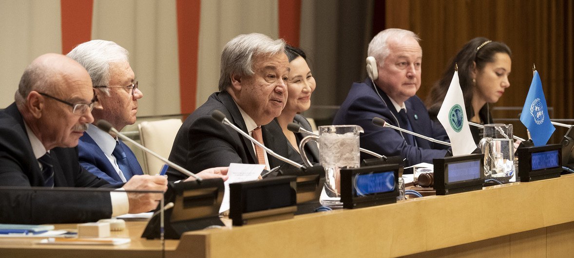Генеральный секретарь ООН Антониу Гутерриш выступает на встрече высокого уровня, посвященной укреплению партнерства между ООН и ШОС
