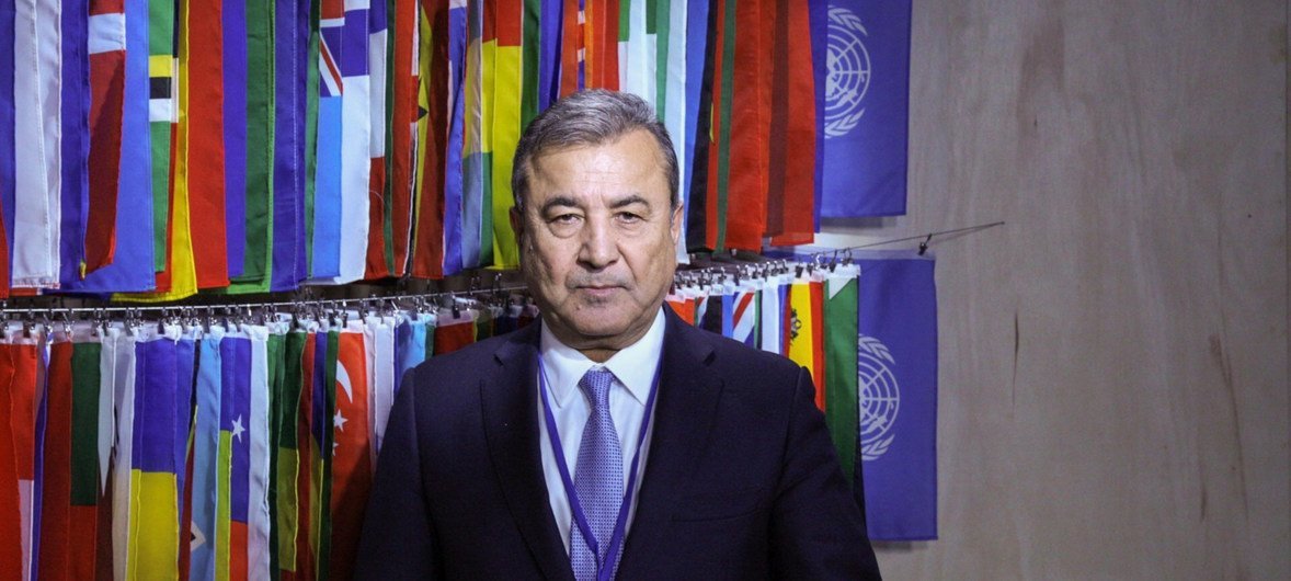 Первый вице-спикер Сената Олий Мажлиса Узбекистана Садык Сафоев в студии Службы новостей ООН