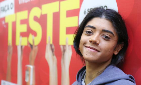 Moisés Maciel da Silva, 19 anos, de São Paulo, Brazil, descobriu que tinha o vírus VIH quando tinha 18 anos