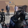 الأمين العام والممثلة الخاصة للهجرة الدولية، يتحدثان إلى الصحفيين في مراكش بالمغرب بعد اعتماد اتفاق الهجرة الآمنة والمنظمة والمنتظمة..