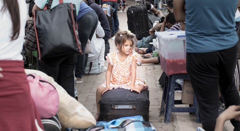 Refugiados y migrantes de Venezuela en la ciudad brasileña de Pacaraima en la frontera con Brasil.