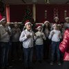  Crianças cantam no coral de Natal do FAID, que recebe jovens libaneses e sírios com deficiências auditivas de diferentes origens religiosas.