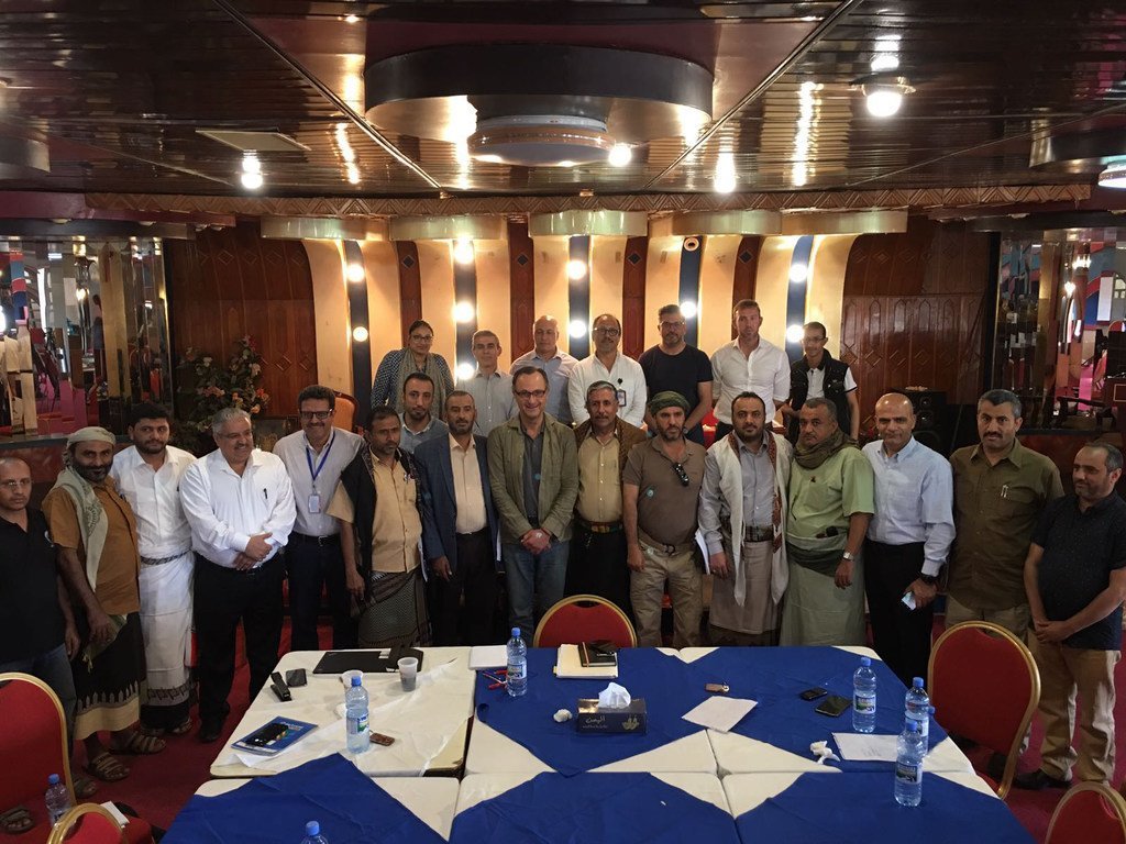 (من الأرشيف) الاجتماع المشترك للجنة تنسيق إعادة الانتشار في مدينة الحديدة باليمن. 28 ديسمبر 2018.