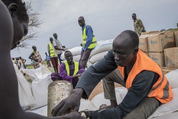 Distribuição de alimentos pelo PMA no Sudão do Sul. 