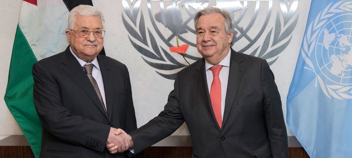  Генеральный секретарь ООН приветствует президента Палестины Махмуда Аббаса 