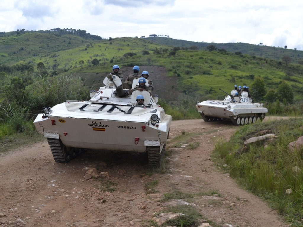Des Casques bleus du bataillon indien de la MONUSCO à Birundule, dans la province du Nord-Kivu, en RDC. La mission onusienne y a établi une unité de combat statique pour proteger le retour des personnes déplacées dans leurs villages reculés