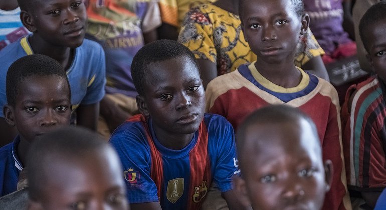 Los niños desplazados por la violencia en la República Centroafricana padecen múltiples atropellos de sus derechos.
