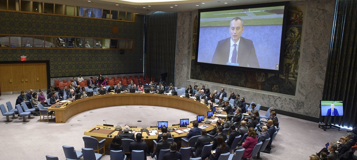 Nickolay Mladenov (on screen), UN Special Coordinator for the Middle East Peace Process, briefs the Security Council on the situation in the Middle East, including the Palestinian question. (file)