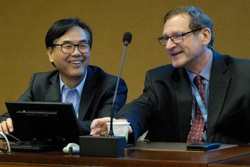 Richard Kozul-Wright (right), UNCTAD’s Director of the Division of Globalization and Development Strategies (GDS), pictured with James Zhan, UNCTAD’s Director of the Division of Investment and Enterprise (DIAE).  December 2018.