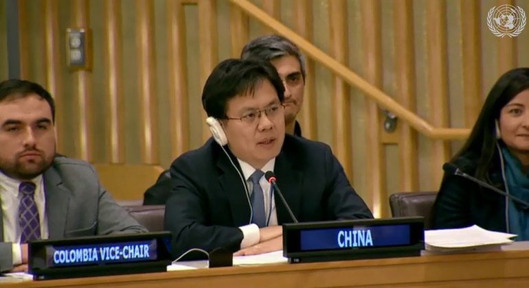 中国常驻联合国代表团参赞傅道鹏在联大第五委员会上发言。