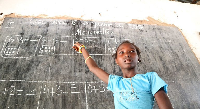 Acnur colocou à disposição de duas escolas em São Domingos, Região de Cacheu, no norte da Guiné-Bissau, mobiliários e equipamentos informáticos para combater a pandemia.