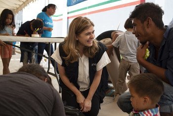 Paloma Escudero, la directora de comunicación de UNICEF ha visitado a las familias centroamericanas que viajan en caravana en la frontera entre Guatemala y México. 
