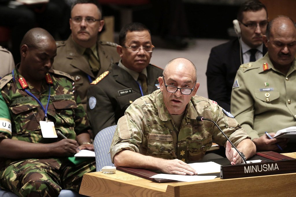 أرشيف: مايكل أنكير لوليسغارد قائد قوات بعثة الأمم المتحدة في مالي، يتحدث أمام مجلس الأمن الدولي، يونيو/حزيران 2015.