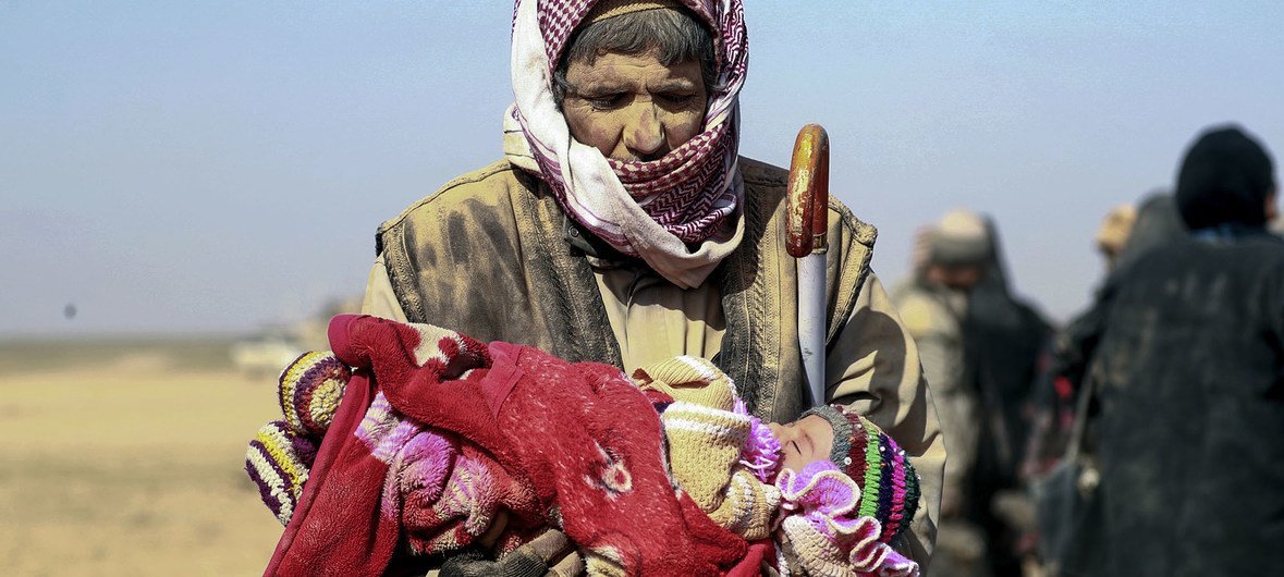 Escalating violence since December 2018 has forced thousands of people out of their homes in towns and villages in Hajin district in eastern rural Deir-ezZor, Syria. Families embarked on a long and arduous journey to safety at Al-Hol camp for internally displaced people, almost 300km to the north.
