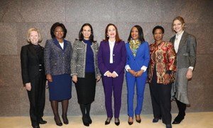 Ana Dias Lourenço (segunda da esquerda para direita) na reunião da iniciativa Líderes para a Igualdade de Gênero, lançada pela presidente da Assembleia Geral (centro).