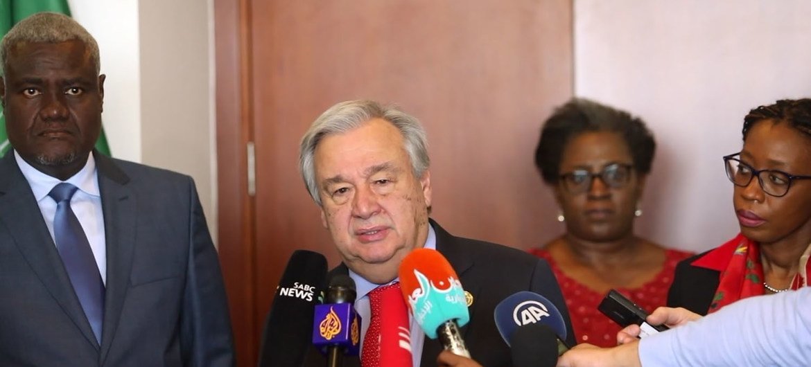 Katibu Mkuu wa Umoja wa Mataifa Antonio Guterres akizungumza na vyombo vya habari mjini Addis Ababa Ethiopia 9 Februari 2019