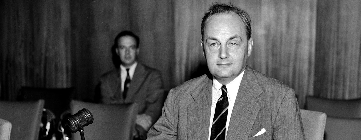 Sir Gladwyn Jebb, President of the UN Security Council, opens a meeting.