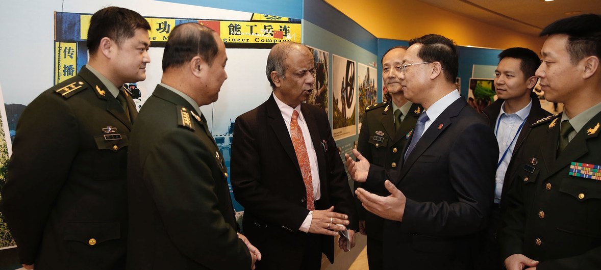 联合国副秘书长哈雷出席了“维护世界和平的中国军队”主题展览开幕式。