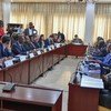 在科特迪瓦阿比让，赤道几内亚驻联合国大使Anatolio Ndong Mba、安理会主席和访问科特迪瓦代表团团长（左中），与科特迪瓦外交部长Marcel Amon-Tanoh率领的一个部长代表团举行会晤。