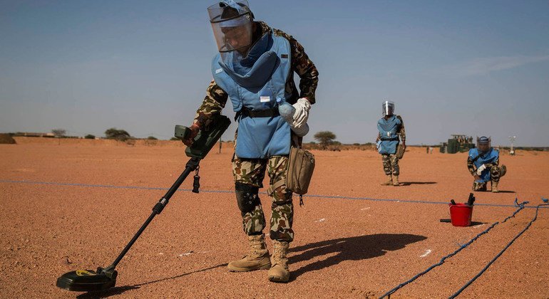 Members of the Nepalese contingent serving with the UN mission in Mali (MINUSMA) carry out mine clearance at the Kidal airport in September 2015 ahead of a visit by the mission’s Force Commander.