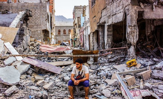 Unicef estima que oito crianças são mortas, feridas ou recrutadas por dia devido ao conflito no Iêmen