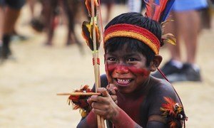 Os povos indígenas constituem apenas 5% da população mundial, mas são no entanto, gestores vitais do meio ambiente.