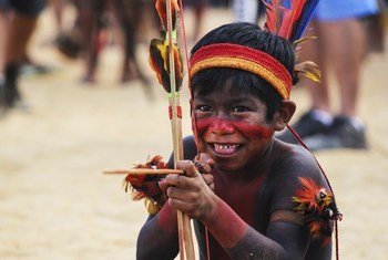 Os povos indígenas constituem apenas 5% da população mundial, mas são no entanto, gestores vitais do meio ambiente.