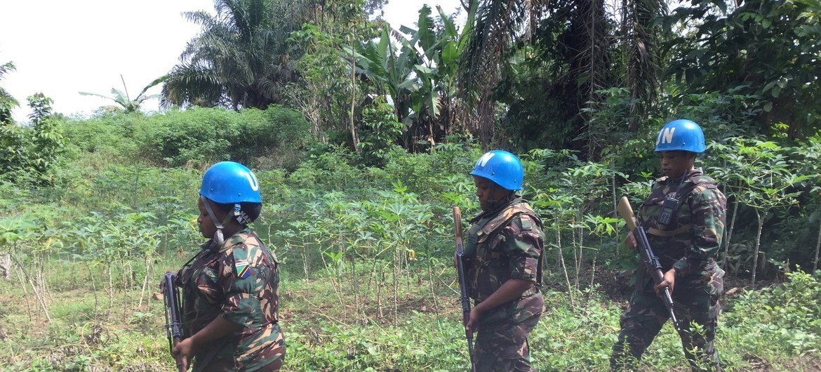 Tanzania female peacekeepers serving with MONUSCO’s Force Intervention Brigade (FIB) contingent in Beni’s area of Mavivi in DRC’s North Kivu province have been taking part in both security patrols as well as empowering the community with income generating