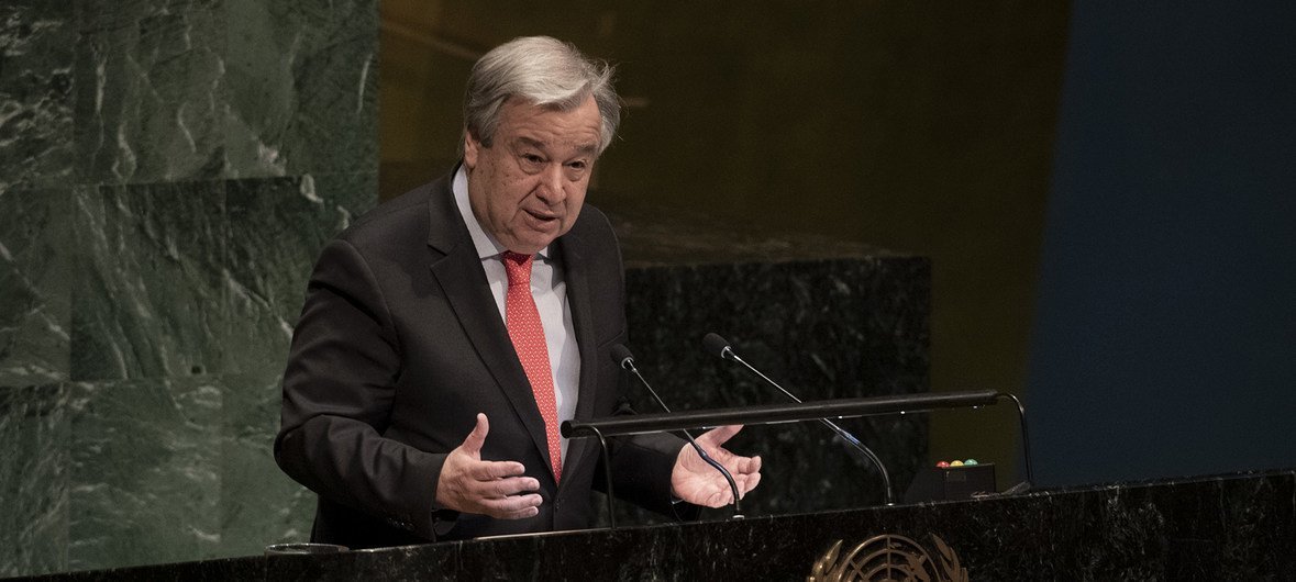 Secretário-geral das Nações Unidas falando na abertura da 63ª Sessão da Comissão sobre o Status da Mulher na sede da ONU em Nova Iorque.