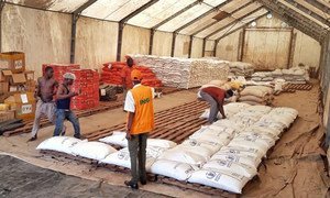 ONU Moçambique fornece ajuda humanitária para as dezenas de milhares de pessoas deslocadas no país pelo ciclone tropical Idai