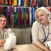 Анна Чернова и Нина Потарская в студии Службы новостей ООН