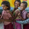 كجزء من المنهج الدراسي المنقح في الهند، يشارك الأطفال في برامج لتطوير اللغة والتنمية المعرفية، والجسدية بالإضافة إلى التنمية الاجتماعية والعاطفية.